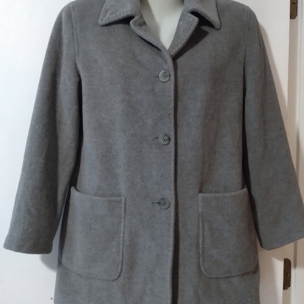 Pre Owned Calvin Klein Women's Angora Wool Long Coat Gray Color Size 4.